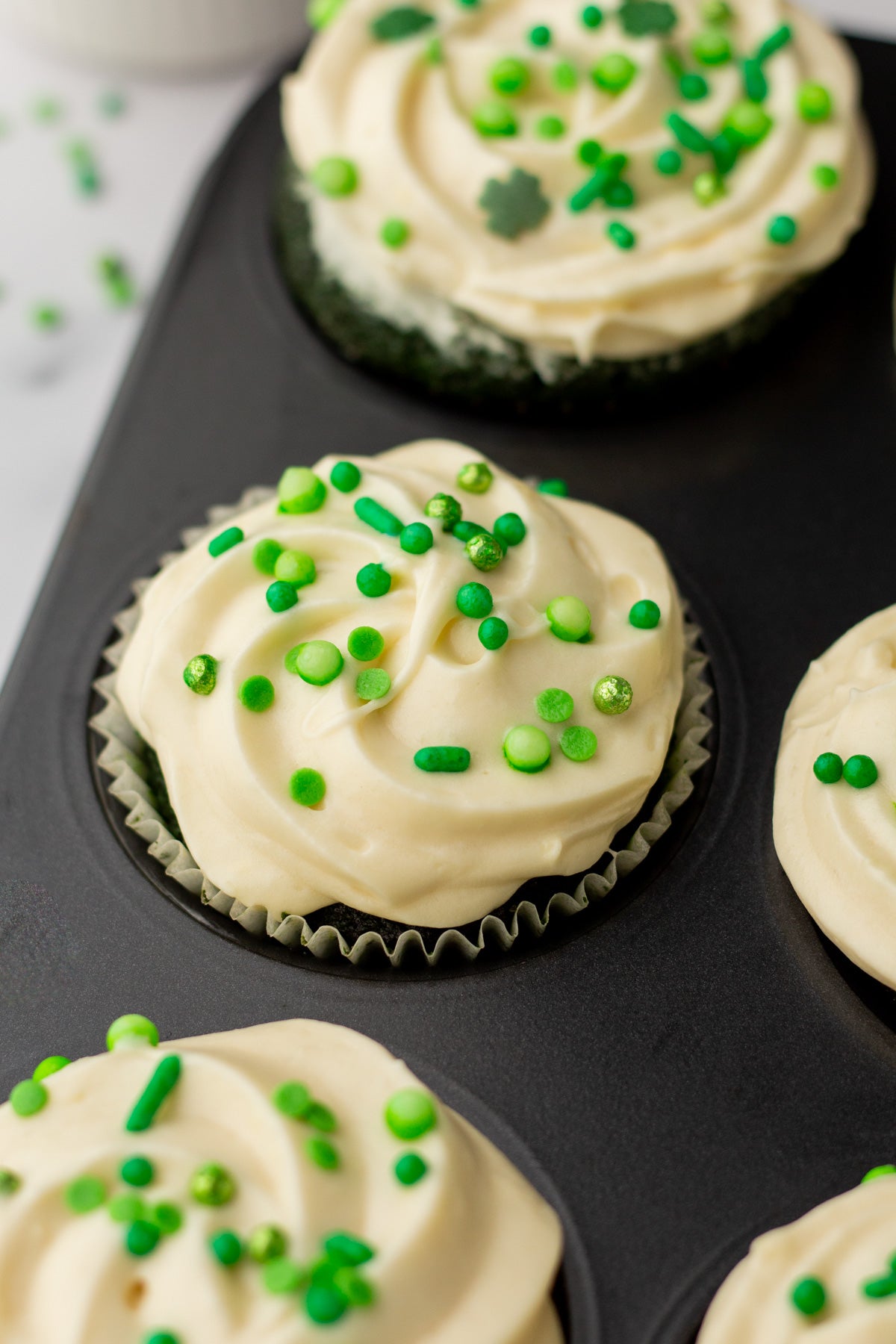 Green Velvet Cupcakes - Exclusive